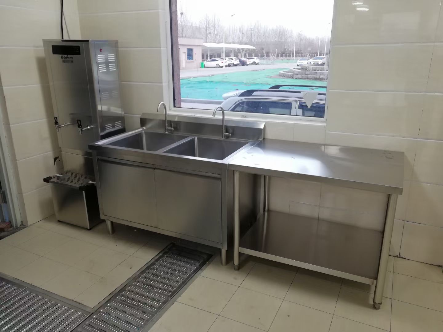 贵阳市学校食堂厨房设备4D厨房 - 厂家